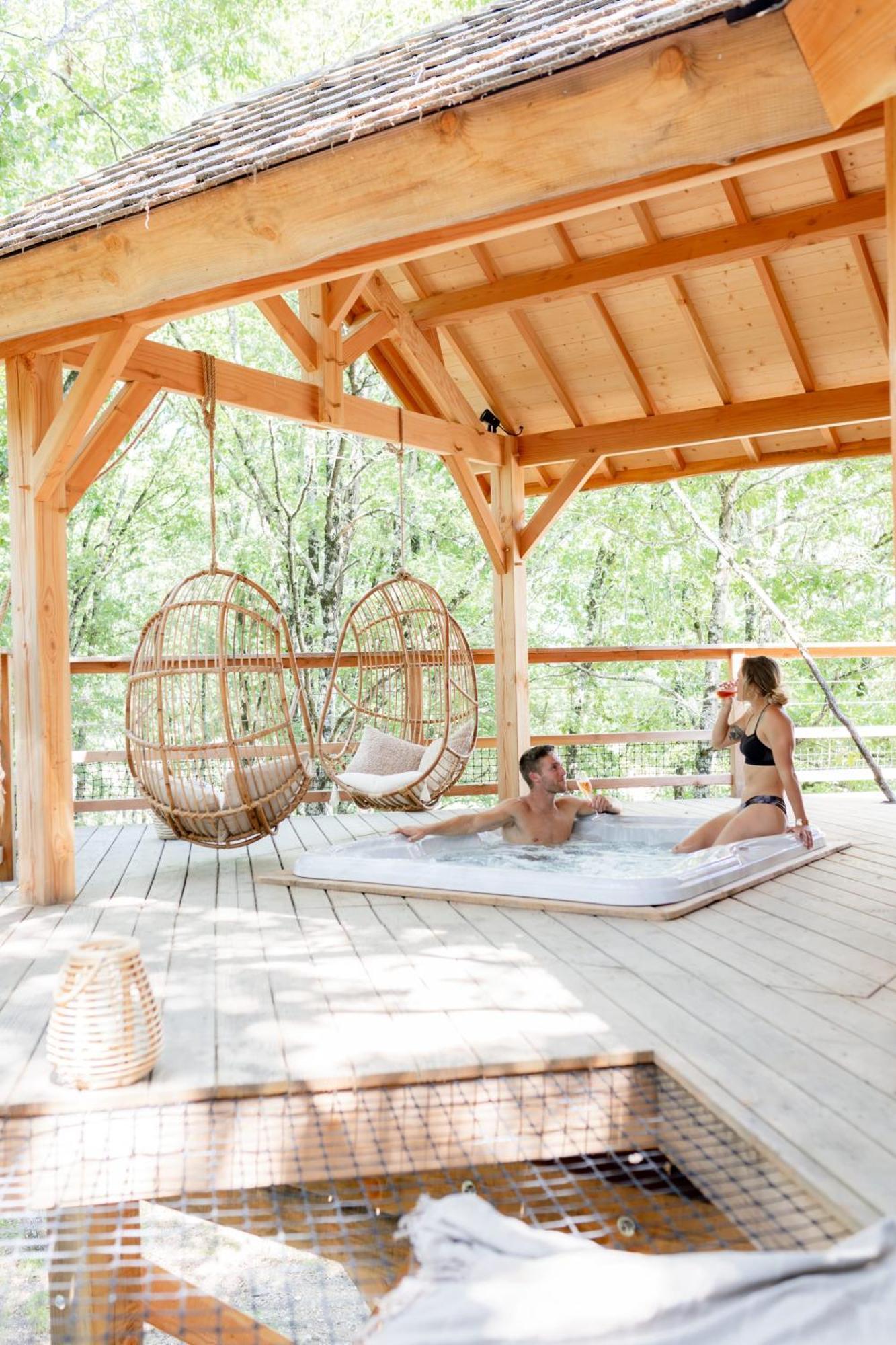 Dolce Et Cabane Berat Екстериор снимка